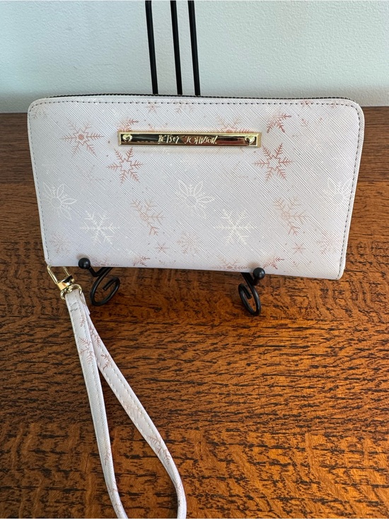 Betsey Johnson Handbags - Betsey Johnson Rose Gold Snowflake Wristlet-Like New
